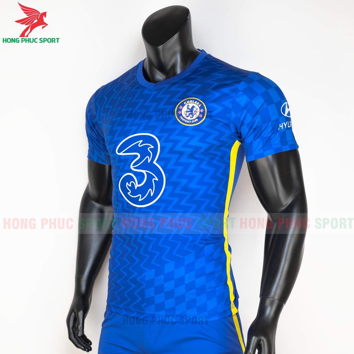 ao-bong-da-chelsea-2021-2022-san-nha-thun-lanh-2