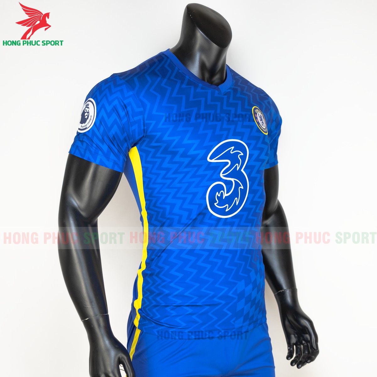 ao-bong-da-chelsea-2021-2022-san-nha-thun-lanh-4
