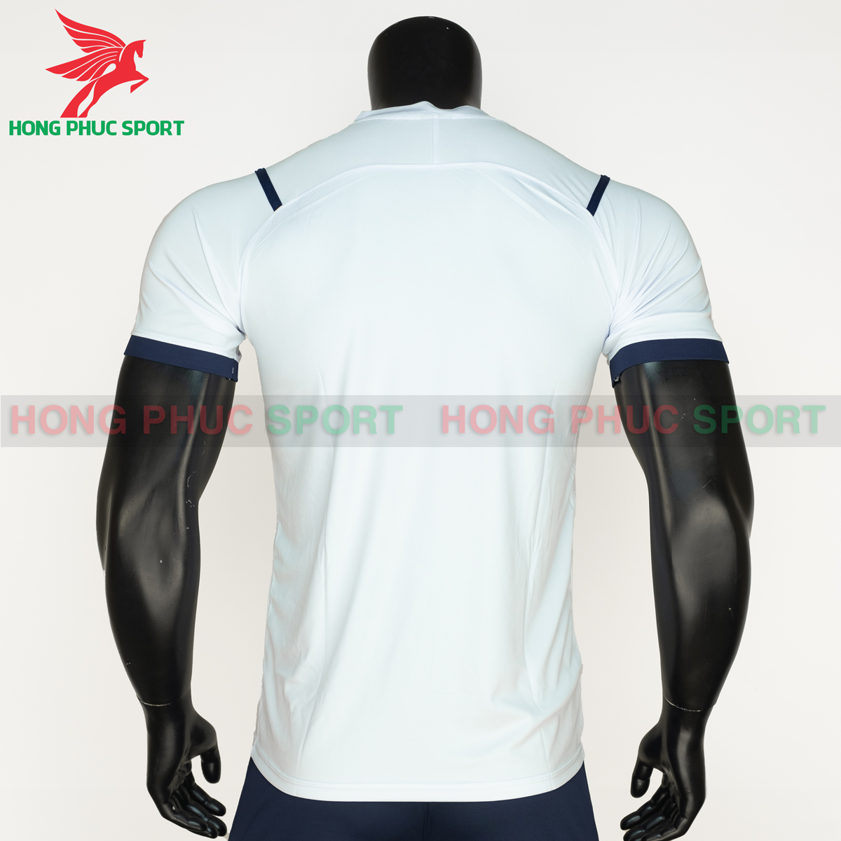 ao-tuyen-italy-2021-san-khach-thun-lanh-1