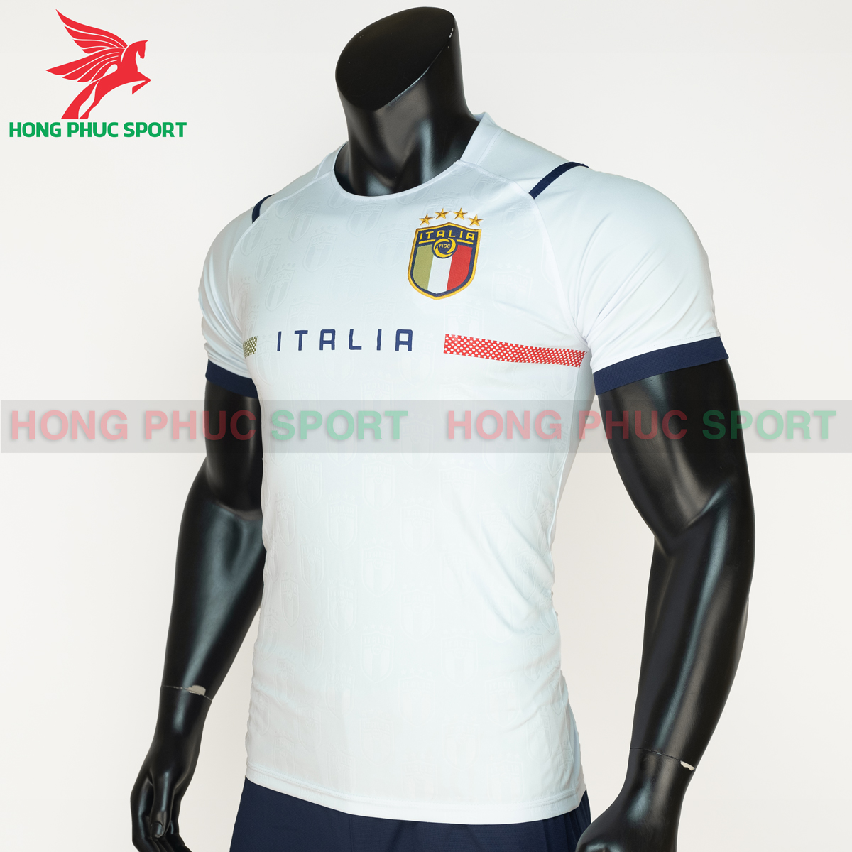 ao-tuyen-italy-2021-san-khach-thun-lanh-3