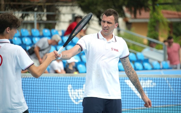 Mario-Mandzukic-2021-2022