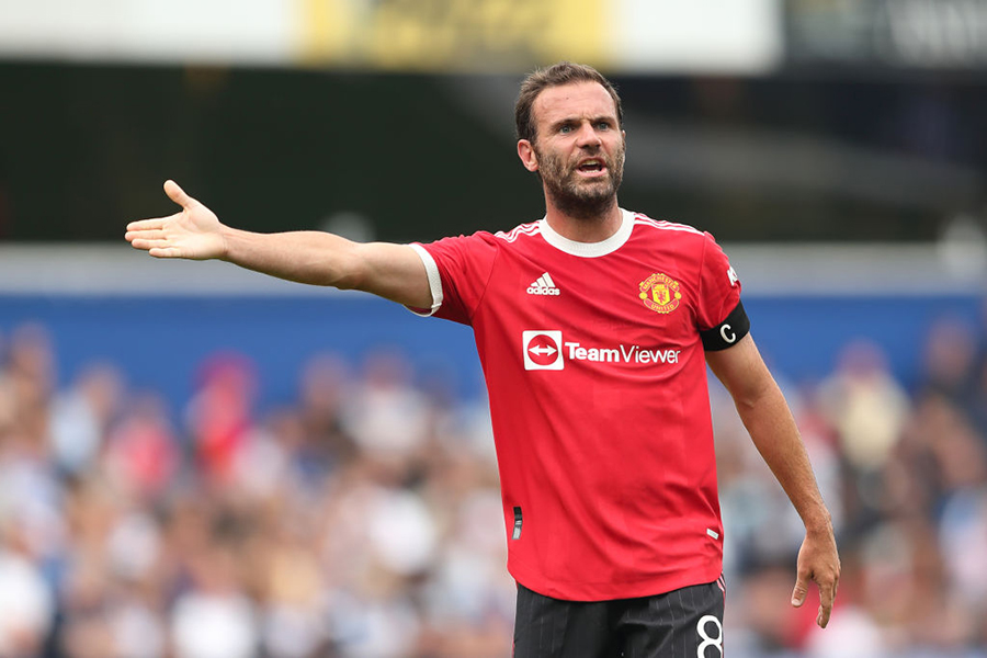 juan-mata-sieu-sao-ao-so-8-bong-da-duong-dai