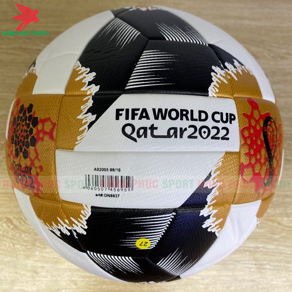 qua-bong-da-wolrd-cup-2022-quatar-mau-3-trang-nau-1