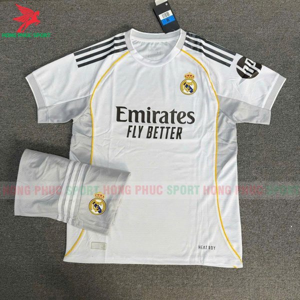 bo-quan-ao-bong-da-real-madrid-2025-san-nha