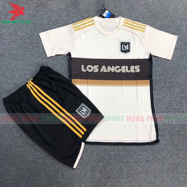 bo-quan-ao-bong-da-khong-logo-madrid-99
