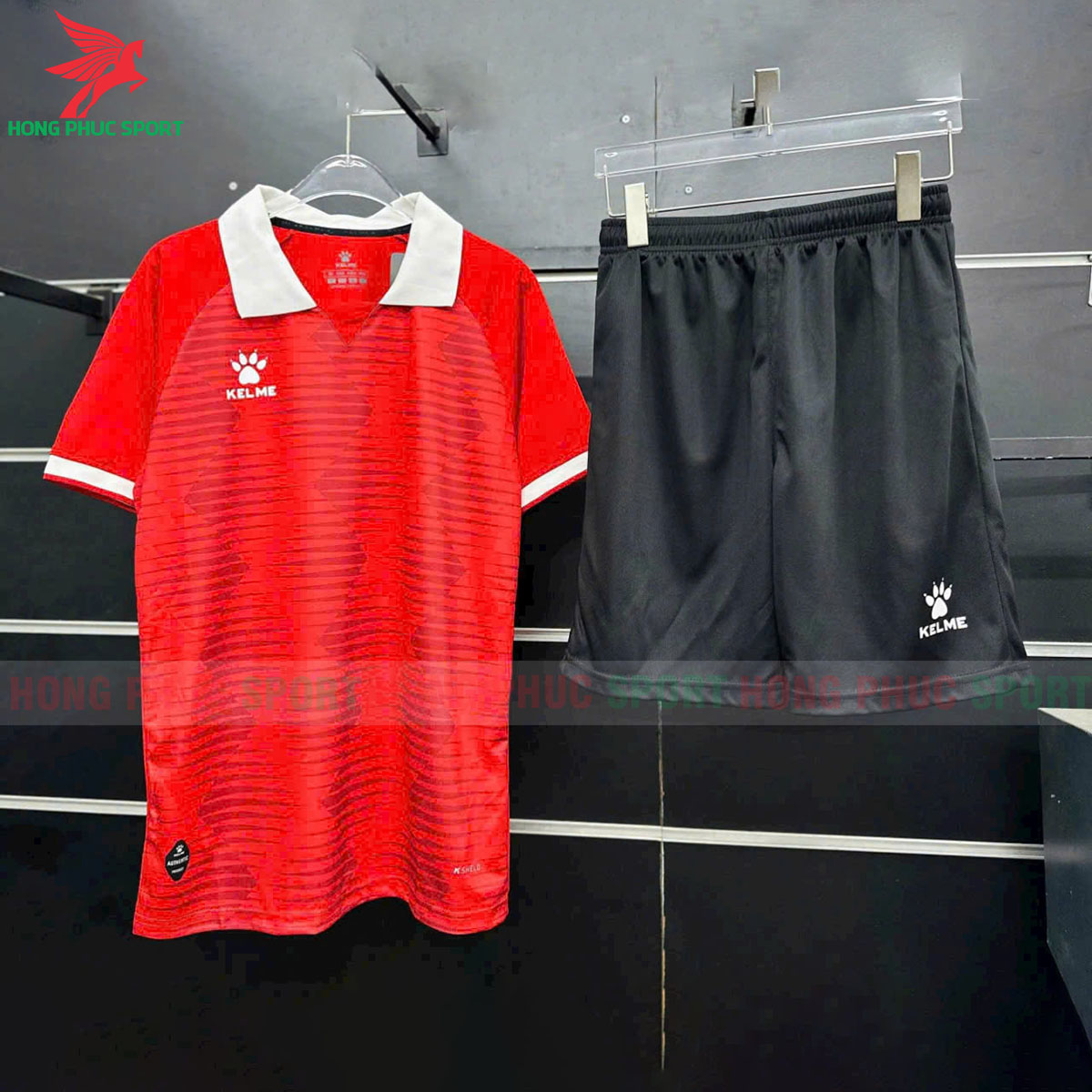 bo-quan-ao-bong-da-kelme-skirk-8451ZB1249-mau-do