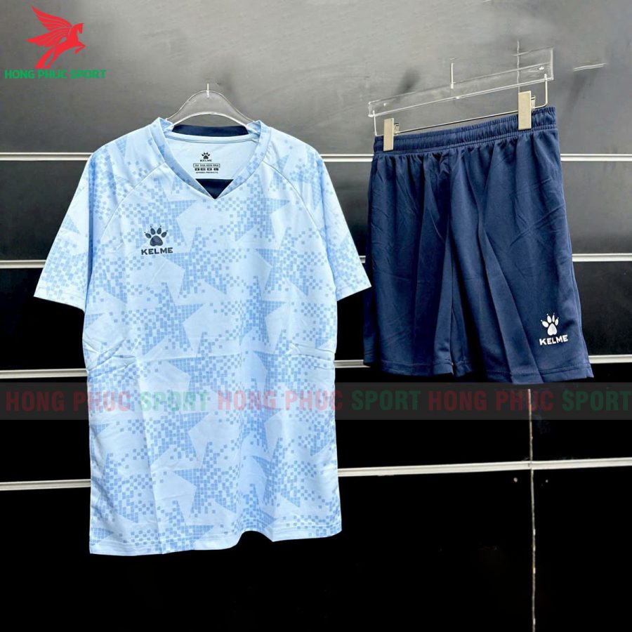 bo-quan-ao-bong-da-kelme-multistar-8551zb11081-mau-xanh-tim