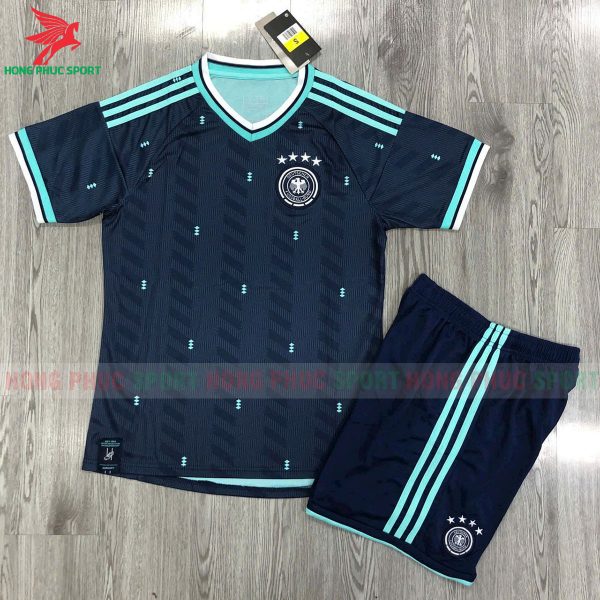 bo-quan-ao-bong-da-2025-tuyen-duc-xanh-than-hang-thailand