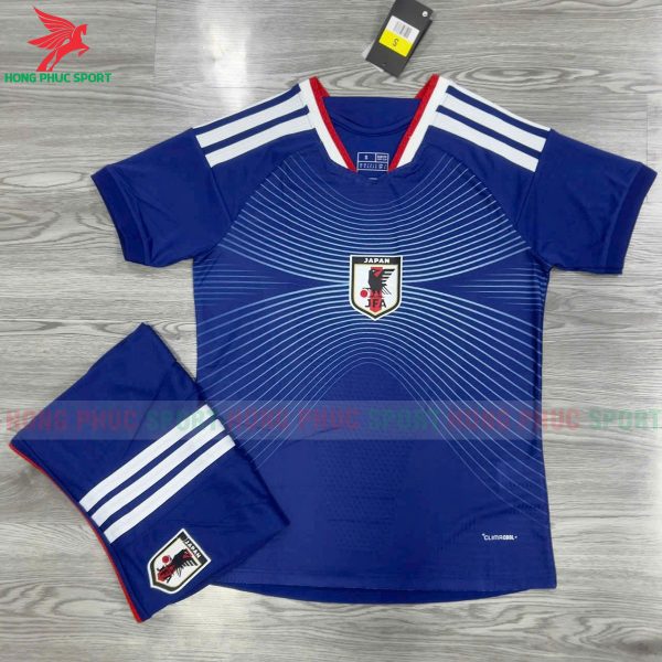 bo-quan-ao-bong-da-tuyen-nhat-2026-xanh-hang-thai